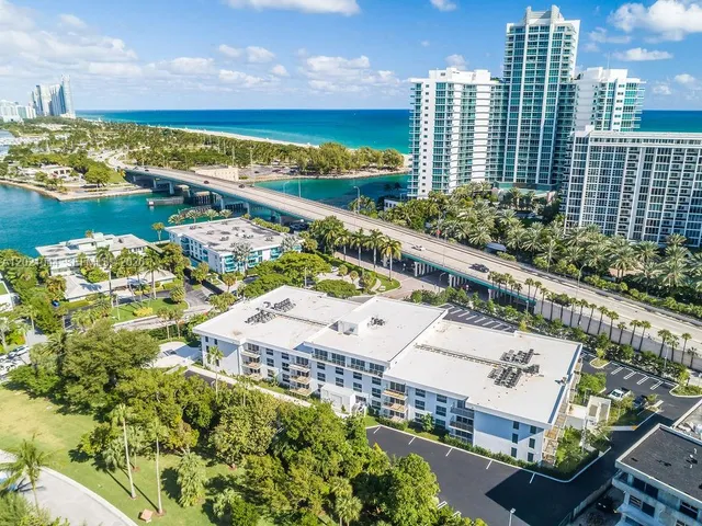 1-bedroom home at 10250 Collins Avenue #408, Bal Harbour