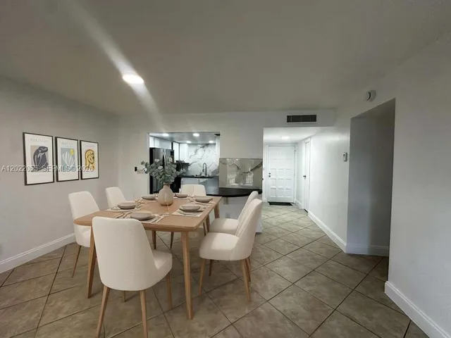 1-bedroom home at 6301 N Falls Cir Drive #309, Lauderhill