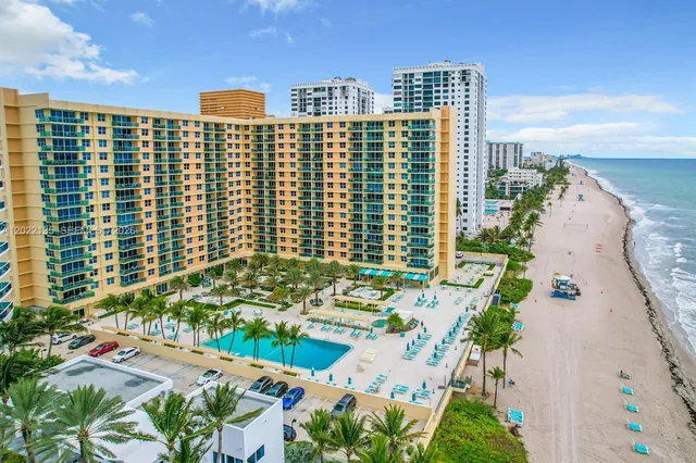 1-bedroom home at 2501 S Ocean Drive #328, Hollywood