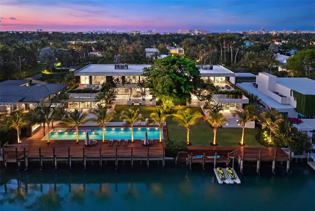 9-bedroom home at 1420 W 23rd Street, Miami Beach