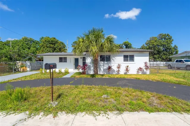 3-bedroom home at 17231 NW 24th Place, Miami Gardens