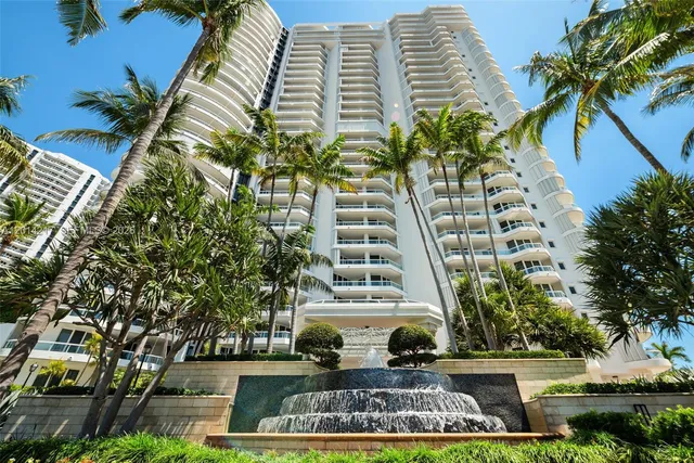 1-bedroom home at 21050 Point Place #302, Aventura