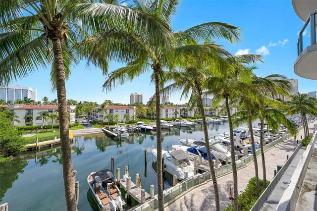 3-bedroom home at 3029 NE 188th Street #301, Aventura