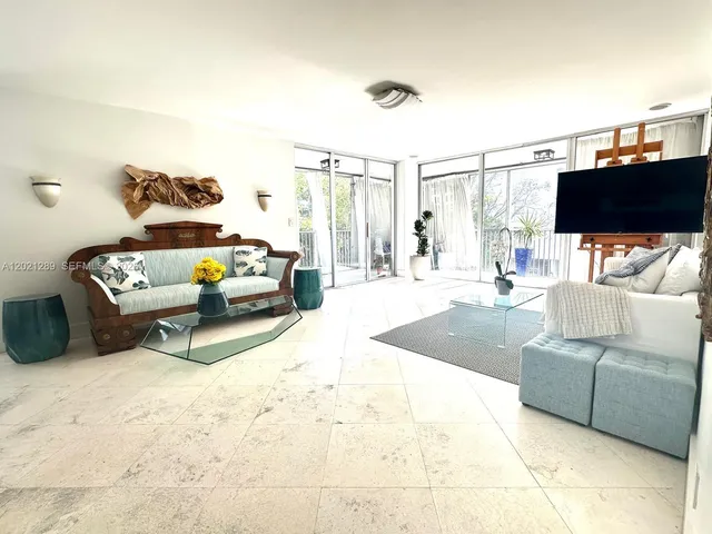 2-bedroom home at 150 Ocean Lane Drive #2A, Key Biscayne