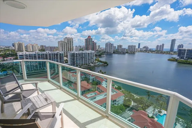 4-bedroom home at 3301 NE 183rd Street #2101, Aventura