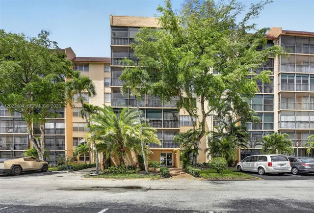 3-bedroom home at 3771 Environ Boulevard #355, Lauderhill