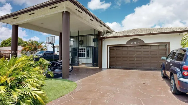4-bedroom home at 357 W 44th Street, Hialeah