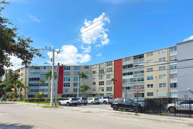 2-bedroom home at 1475 NE 125th Terrace #408H, North Miami