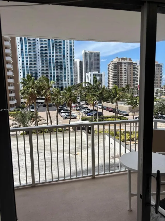 1-bedroom home at 1985 S Ocean Drive #3B, Hallandale Beach