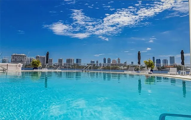 1-bedroom home at 16558 NE 26th Avenue #3H, North Miami Beach