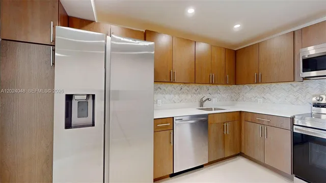 1-bedroom home at 20100 W Country Club Drive #801, Aventura