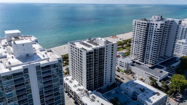 1-bedroom home at 2625 Collins Avenue #803, Miami Beach