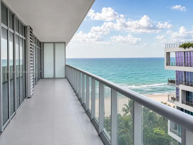 2-bedroom home at 3737 Collins Avenue #S1003, Miami Beach