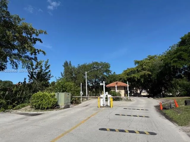 2-bedroom home at 6101 N Falls Circle Drive #312, Lauderhill