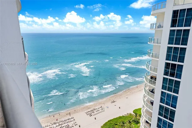 2-bedroom home at 17375 Collins Avenue #2403, Sunny Isles Beach