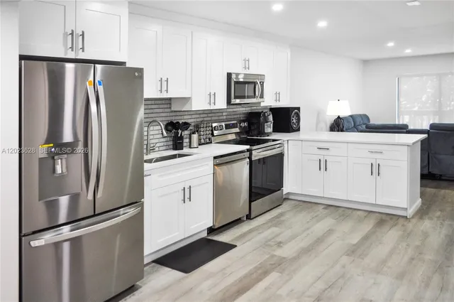 2-bedroom home at 1021 Mockingbird Lane #202, Plantation
