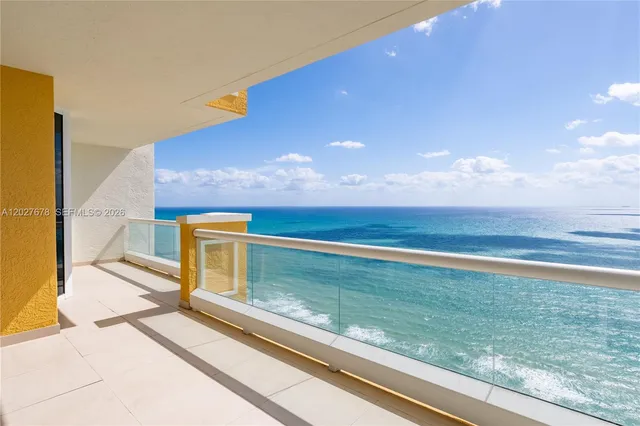 4-bedroom home at 17875 Collins Avenue #1906, Sunny Isles Beach