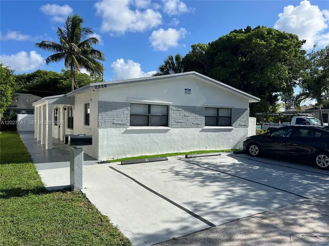 4-bedroom home at 2226 Cody Street, Hollywood