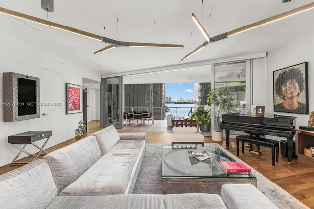 2-bedroom home at 1300 Monad Terrace #3E, Miami Beach