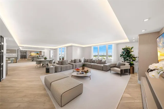 3-bedroom home at 2301 Collins Avenue #1432, Miami Beach