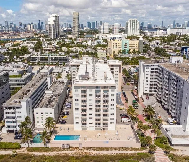 1-bedroom home at 345 Ocean Drive #602, Miami Beach