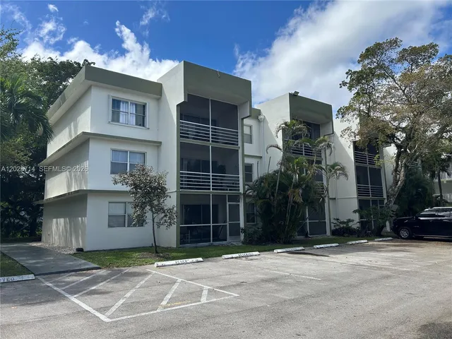 2-bedroom home at 4205 N University Drive #112, Sunrise