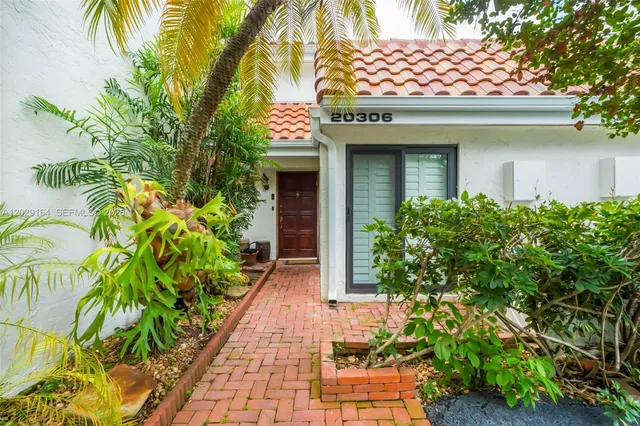 2-bedroom home at 20306 NE 34th Court #39, Aventura