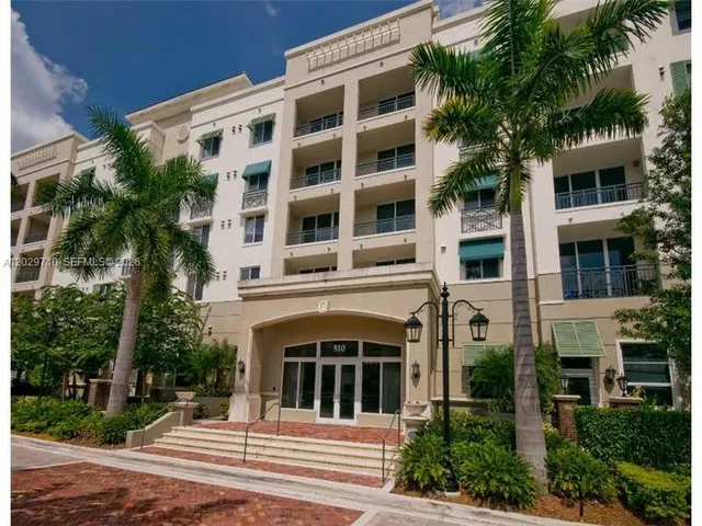 2-bedroom home at 510 NW 84 Th Avenue #324, Plantation
