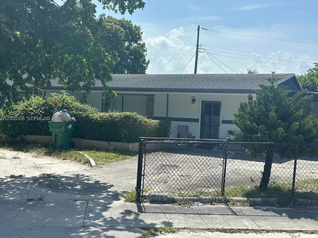 7-bedroom home at 4301 NW 171st Street, Miami Gardens