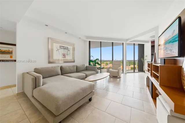 2-bedroom home at 3610 Yacht Club Drive #1115, Aventura