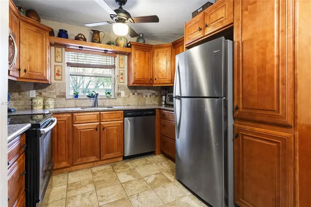 2-bedroom home at 1425 Arthur Street #205A, Hollywood