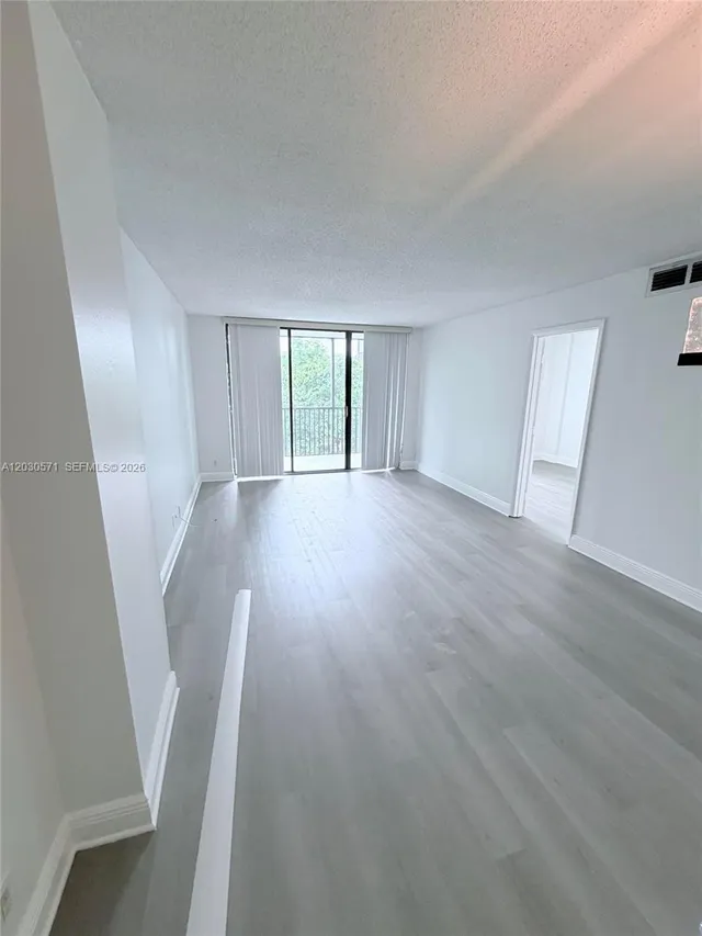 2-bedroom home at 3301 N Country Club Drive #407, Aventura