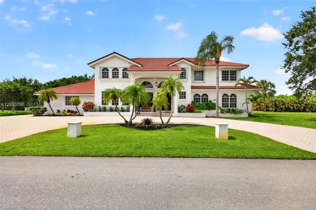 6-bedroom home at 12360 SW 1st Street, Plantation