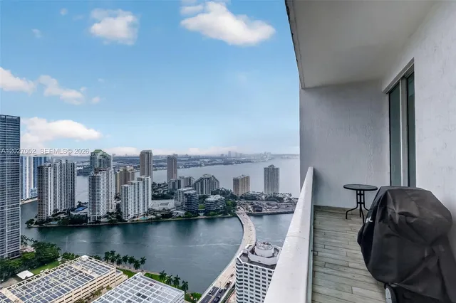 2-bedroom home at 950 Brickell Bay Drive #4504, Miami