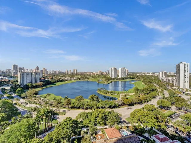 2-bedroom home at 20281 E Country Club Drive #1609, Aventura