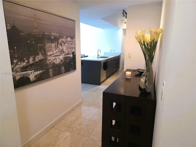 2-bedroom home at 500 Brickell Avenue #3105, Miami