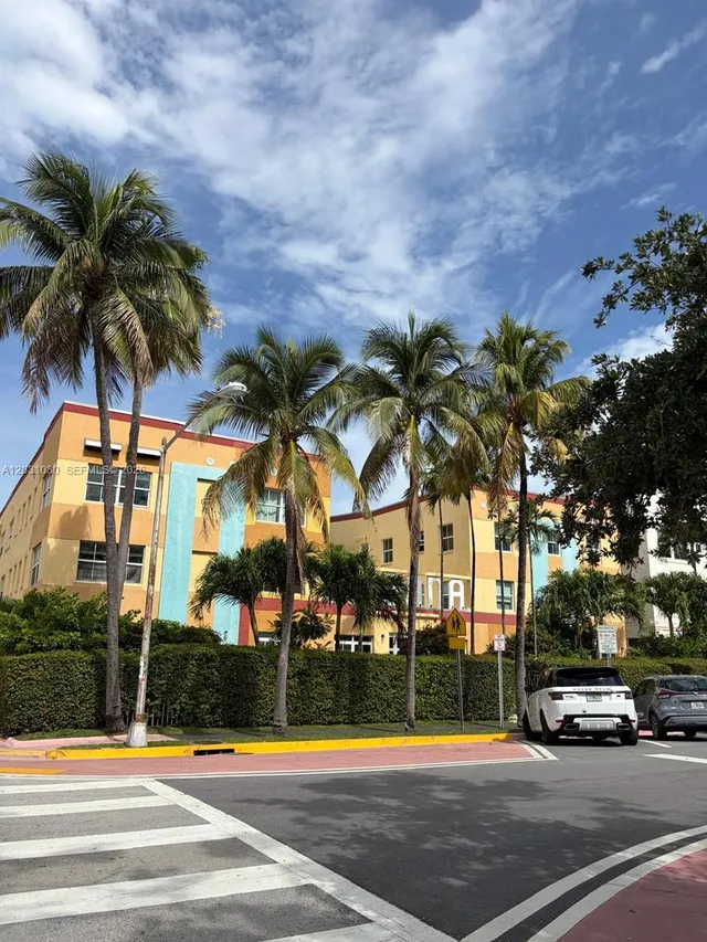 1-bedroom home at 1308 Drexel Avenue #311, Miami Beach