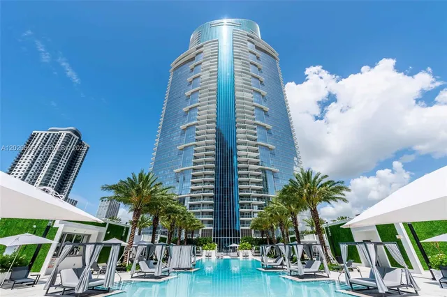 1-bedroom home at 851 NE 1st Avenue #1705, Miami