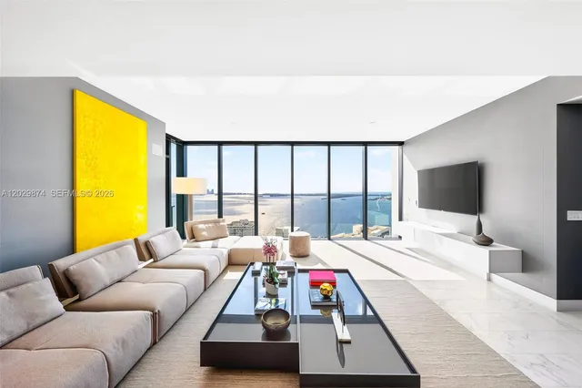 3-bedroom home at 1451 Brickell Avenue #2901, Miami