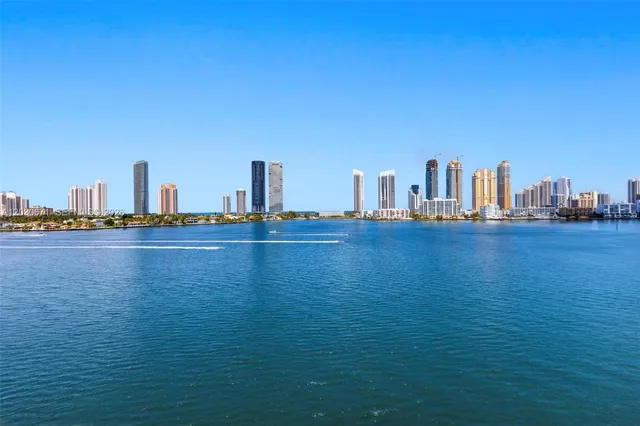3-bedroom home at 5500 Island Estates Dr 506 #506, Aventura