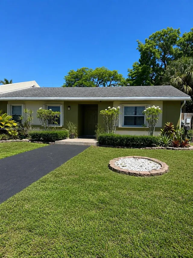 3-bedroom home at 11871 SW 123rd Place, Miami
