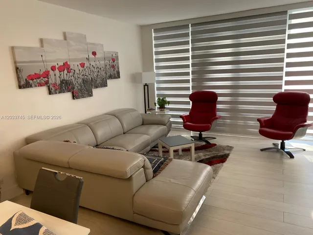2-bedroom home at 5601 Collins Avenue #622, Miami Beach