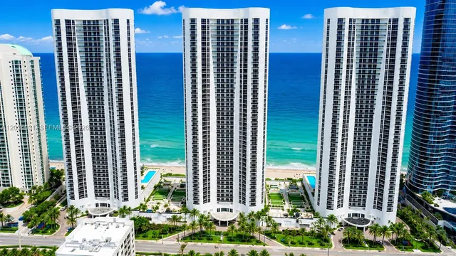 2-bedroom home at 15901 Collins Avenue #403, Sunny Isles Beach