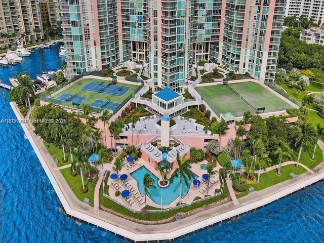 3-bedroom home at 3370 Hidden Bay Drive #1205, Aventura
