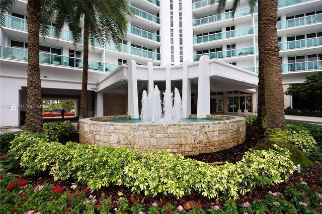 2-bedroom home at 100 Bayview Drive #527, Sunny Isles Beach