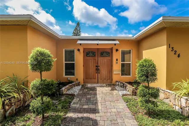 3-bedroom home at 1324 Washington Street, Hollywood