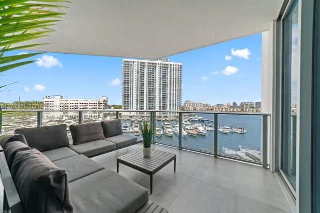 2-bedroom home at 17111 Biscayne Boulevard #503, North Miami Beach