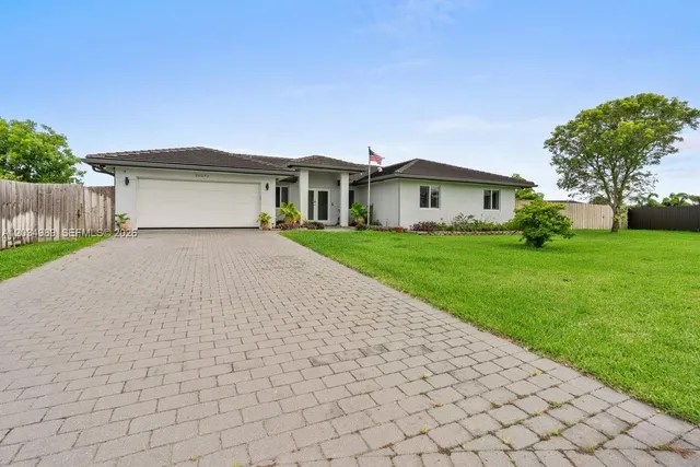 5-bedroom home at 20572 SW 317th Street, Homestead