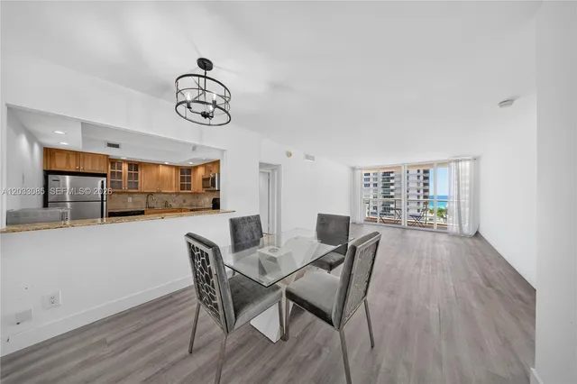 2-bedroom home at 5600 Collins Avenue #7W, Miami Beach