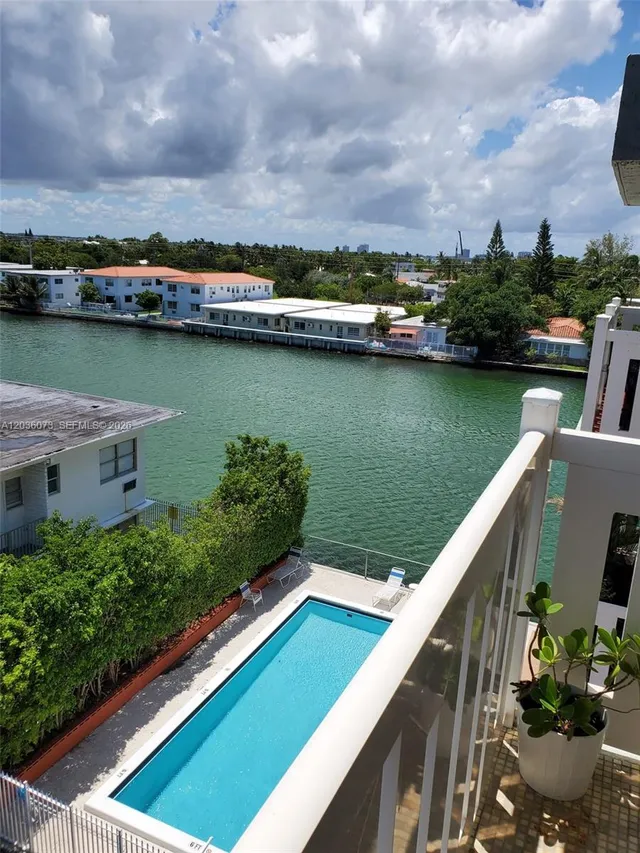 1-bedroom home at 7900 Tatum Waterway Drive #502, Miami Beach